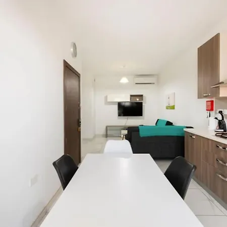 Apartament Beautiful, With Amenities & Wifi By 360 Estates Pietà