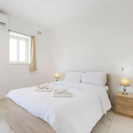 Beautiful, With Amenities & Wifi By 360 Estates Apartament *