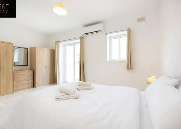 Beautiful, With Amenities & Wifi By 360 Estates Apartment *